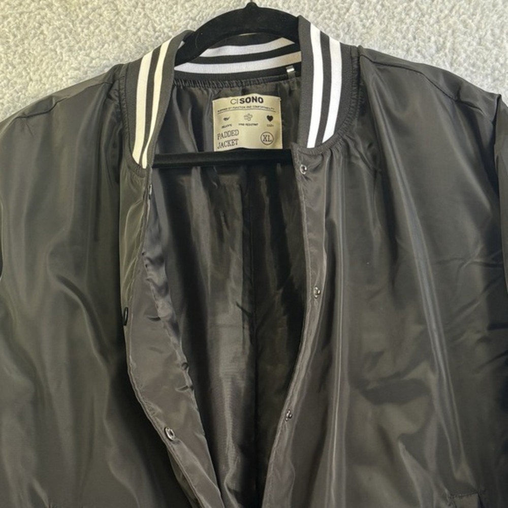 Ci Soon Padded Full Zip Bomber Jacket Black Size XL  Vintage Look, Warm , Snaps